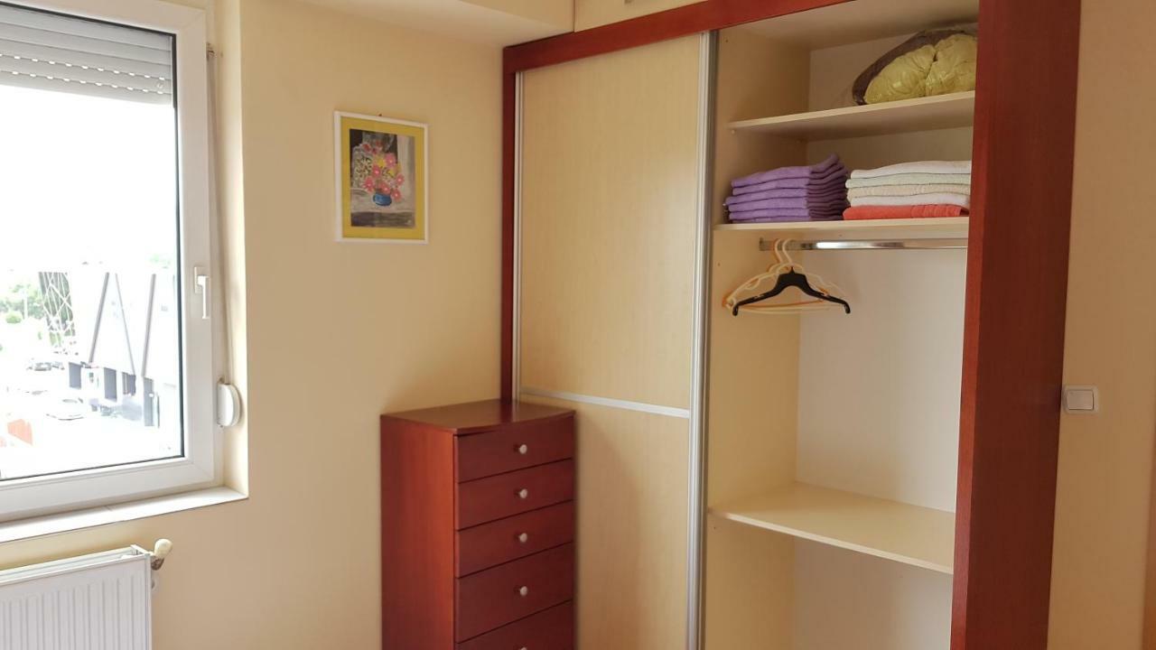 Cozy Home In Skopje Bagian luar foto